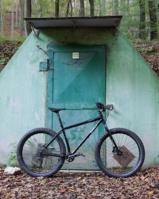 Keď sa táto Opica objavila na českom Bazoši bola to okamžitá kúpa. Karate Monkey je vzácny druh bicykla, ktorý bez ohľadu...